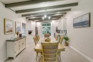 Bright Jekyll Island Home with Deck Less Than 1 Mi to Beach - 杰基尔岛 Bright Jekyll Island Home with Deck Less Than 1 Mi to Beach - 杰基尔岛