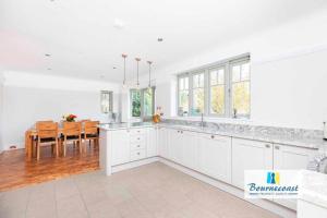 VILLA LENNO by BOURNECOAST - A Beautifully Presented Family Holiday Home Just Minutes from the Beach - HB6228