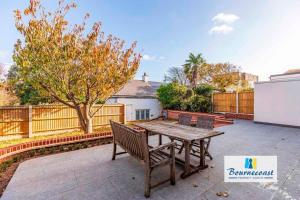 VILLA LENNO by BOURNECOAST - A Beautifully Presented Family Holiday Home Just Minutes from the Beach - HB6228