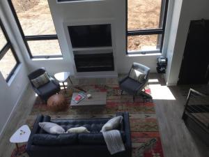 Silver Fox modern new luxury home next to ohv rd