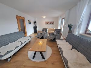 Alpenfee Ofterschwang mit E-Bike Garage