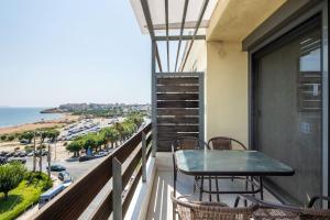 Zenios Rafina - Sea View Rental with Easy Access to the Islands