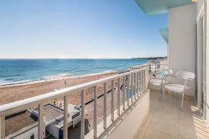 Sea Side Apartment by AlgarStays