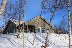 Vakker hytte med fantastisk utsikt - Skarsgård