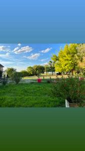 Maisons de vacances Maison de 2 chambres avec jardin clos et wifi a Chouze sur Loire : photos des chambres