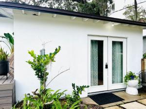 Coastal Cabana By Vilano