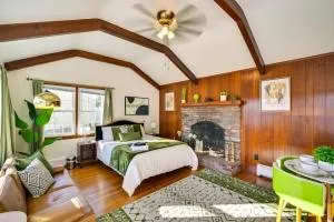 1 Mi to Downtown Salem Studio with Fire Pit Access - Swampscott