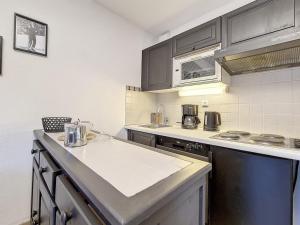 Appartements Appartement fonctionnel et lumineux A proximite des pistes Balcon - FR-1-344-1020 : photos des chambres