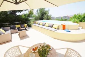 Seaview Pool Villa with cinema up to 26