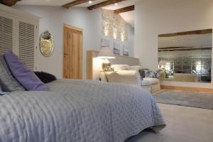 B&B / Chambres d'hotes Girauderies Chambres d-Hotes/B+B : photos des chambres