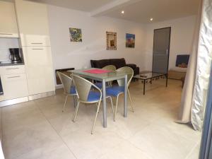 "Le Patio"-Meublé de Tourisme 3 étoiles -Résidence "Les Logis de Béziers"-Garage optionnel-Cœur de ville-Plages à 16km !