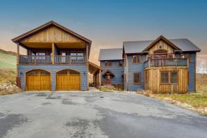 CB Trailhouse - Walk to Meridian Lake!