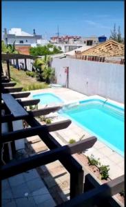 Sobrados com suíte e sacada vista ao mar