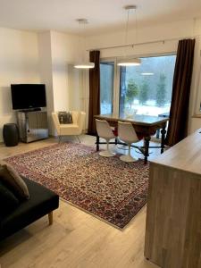 Small cozy 3-room house with terrace & large garden