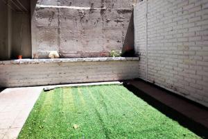 Departamento amplio, cerca de todo