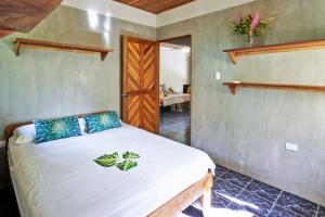 Don Jons Surf and Yoga Lodge