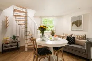 Honeycombe - Treehouse in the Heart of Dorset - Tarrant Monkton