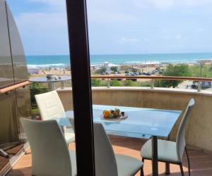 Beach View Apartment