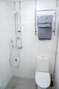 Cozy City Studio by tram and bus stops