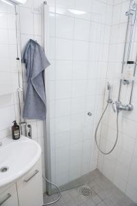 Cozy City Studio by tram and bus stops