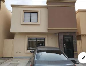 Casa con alberca compartida Netflix Disney Amazon TV