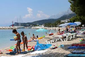 Apartments by the sea Tucepi, Makarska - 21719 