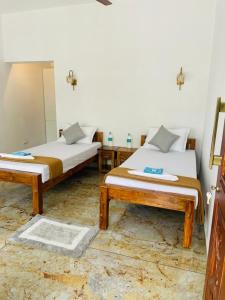 SALT LIFE MARARI BEACH VILLA