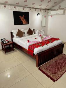 Jawai Empire Resort by Premier Hotels - Luxury Tent & Cottage Stay - Leopard Safari Near Jawai Dam