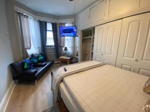 Charming and cozy apartment in New Jersey close tothe fun 10 minutes to NYC
