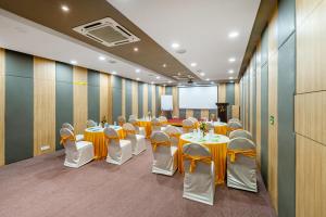 WESTSIDE HOTEL HiTECH CITY