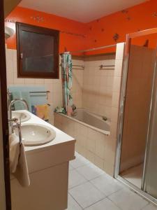Maisons de vacances Maison : photos des chambres