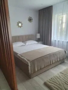 Apartament General - Cătuşa