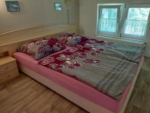 NEU! FeWo unter Reet am Wald auf Rügen