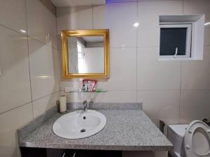 VIP 2BR Penthouse-Kandi Palace 155sqm w Jacuzzi