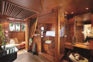 Loy Pela Voyages