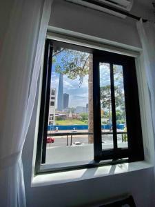 Daniels Studio in Saigon Center with Hot tub and View