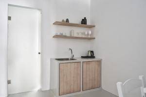 Whitelist Suite Fabrika in Mykonos Town