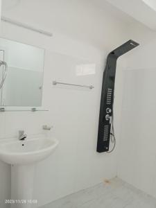 The Kingdom Gate Hotel