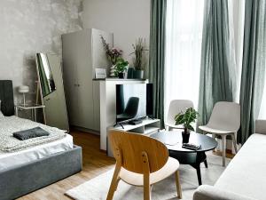T32 Central Modern Suites