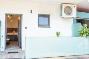 Serenity Luxe Suites