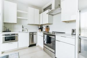 H Street 2br w wd nr bus stops restaurants WDC-761