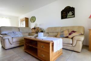 Villas Villa Entre Mer Et Montagnes : photos des chambres