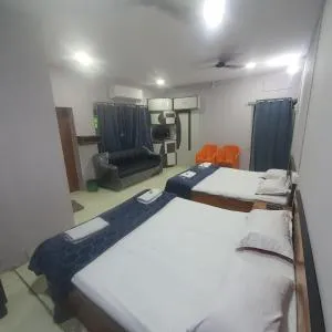 Hotel Family Stay Beside Railway Station - Paithan