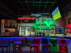 Blanco Beach Bar Hostel
