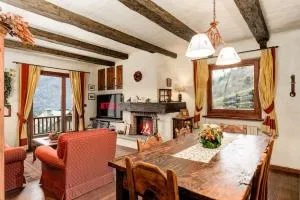 Chalet con vista mozzafiato e Box Auto Privato INCLUSO - Puys