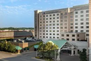 DoubleTree by Hilton Chicago O'Hare Airport-Rosemont - روزمونت