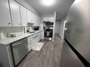 Cute Highland Park(Upper-A-Unit)