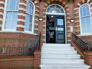 Armorel, 9 Burlington Place