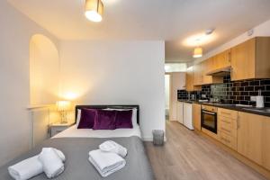 En-suite Flat - Kitchen - Quiet Near Shops