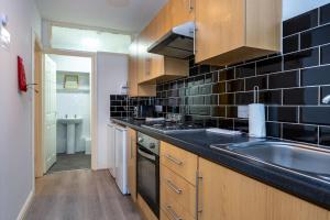 En-suite Flat - Kitchen - Quiet Near Shops